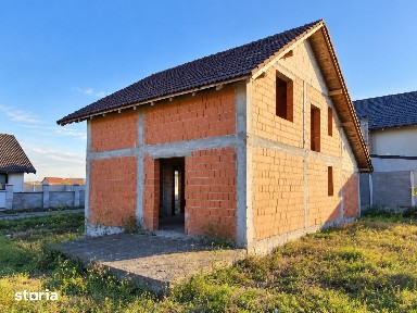 Casă P+M în Sânmihaiu German, 130 mp utili, teren 500 mp, garaj