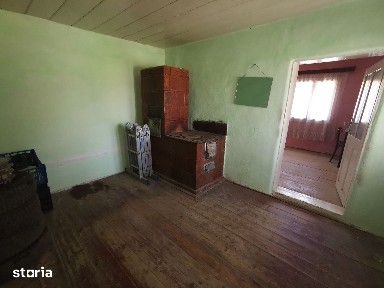 Casa cu 1170mp teren la strada Tulbureni
