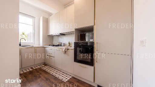 Apartament tip penthouse de inchiriat in Tunari