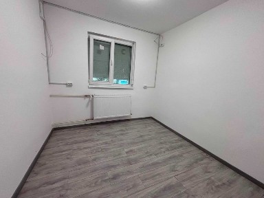 Vand Garsoniera, Parter, Strada Aluminei, Nr. 37 /A
