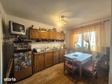 Exclusivitate- camera cu baie intr-un apartament