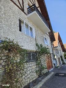 Garsoniera frumoasa si linistita la 10 min de Piata Sfatului