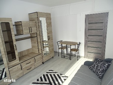 Inchiriez garsoniera in Noua dispo imediat cu loc de parcare