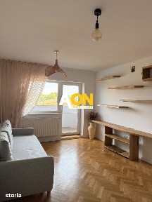 Apartament ultrafinisat, mobilat și utilat - vedere Cetatea Alba Iulia