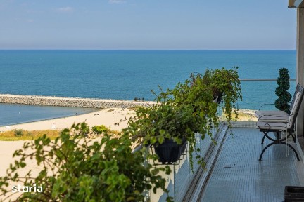 Penthouse pe 2 niveluri | vedere frontala la mare 180° | Faleza Nord