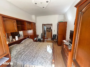 Apartament-2-Camere-Decomandat-La-Casa-Pivnita-Pod-Curte-Comuna