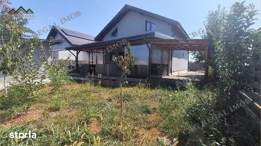 Casa de Inchiriat 4 camere 4 bai Beci Garaj Mobilat Utilat Com Berceni