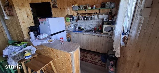 Cabana cu teren 660 m²