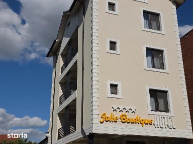 Hotel 1 Mai (Insula)