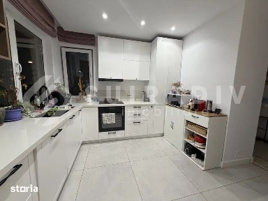 Casa moderna tip duplex, pet friendly, garaj- Voronet