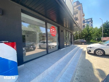 Spațiu comercial 46 mp de închiriat | Vitrină mare pe toată suprafața