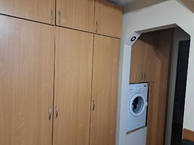 Inchiriez apartament 2 camere decomandat Rogerius
