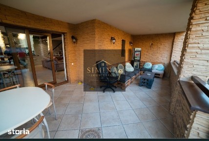 Casa De Vanzare, 600 Mp Teren, Zona Rezidențiala, Corunca