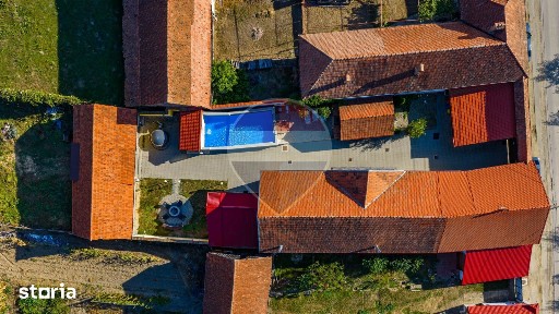 Proprietate de Poveste/ MANDRA/ DE VANZARE!- piscina exterioara!