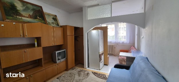 Garsoniera zona Buziasului Pret 200 euro
