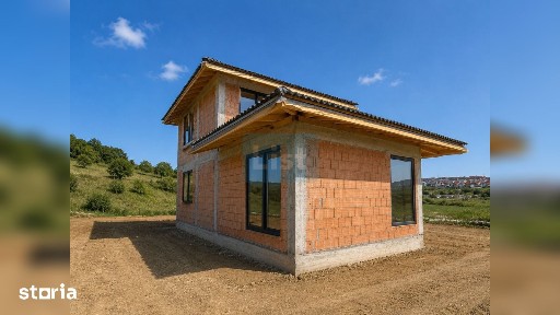 Casa individuala de vanzare ! 130 mp, 600 teren, Baciu