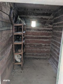 Vand cabana casa de lemn la Poiana Horea Belis