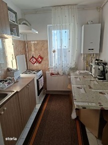 De vanzare apartament cu 2 camere decomandat