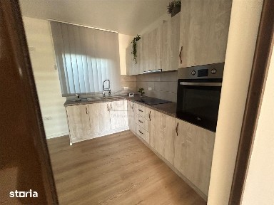 Casa 220 mp | 4 dormitoare | 10-30 ari teren | Patrauti C-5908