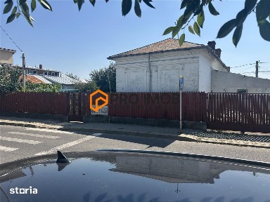 Casa demolabila + teren zona Centru-Focsani