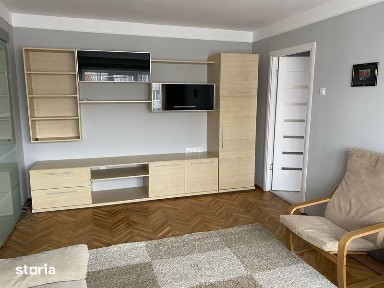 Dau in chirie apartament 3 camere cu parcare in Grigorescu