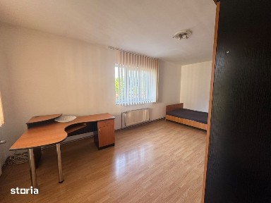 Apartament cu 2 dormitoare, 70mp, la casa, etaj 1/2