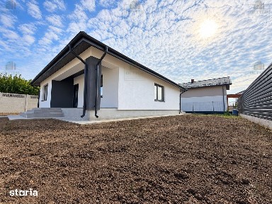 Casa individuala parter - 4 camere - 2 bai teren 412 mp Berceni