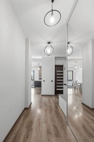 Dambovtei 37. Apartamet cu 3 camere. Parcare inclusa.