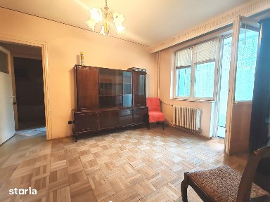 Apartament 2 camere Calea București, confort 1, etaj 2/4, liber