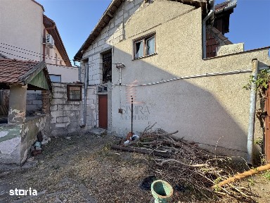 Casa si spatiu comercial cu teren de 229 mp Cantemir