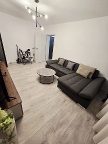 2 camere decomandat | 1 Mai - Calea Unirii | Insula | Parcul Romanescu | Medicină - Spitalul nr. 1 | Proprietar