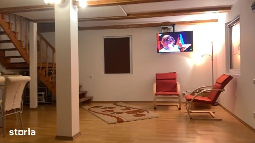 Vand Casa 3 camere, baie buc, hol, 3000 mp teren intravilan, anexe