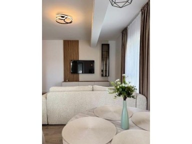 Apartament modern 2 camere, 52 mp - Zona Torontalului Nord