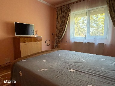 Închiriez apartament cu 3 camere Oradea