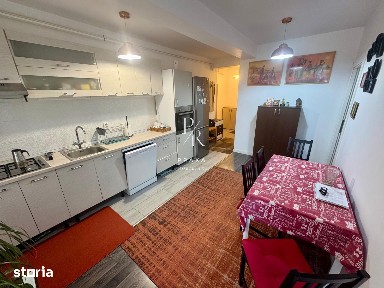 Apartament 3 camere, 50 mp, parter inalt, lift, parcare, zona Terra!