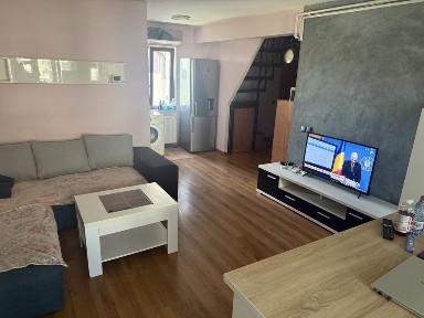 De inchiriat apartament 3 camere - Pacii