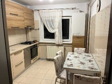 Inchiriez apartament 3 camere decomandat Militari Gorjului, centrala proprie, toate utilitatile necesare, loc parcare inclus in pret