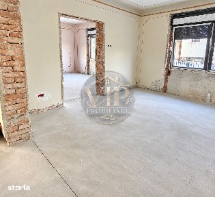 Casa individuala cu 4 camere,300 mp teren,Centru