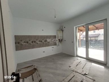 Casa moderna, 4 camere, cu beci - Valea Lupului/ Rediu. Iasi