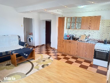 Vanzare apartament 3 camere, confort 2, Targoviste, micro 4 (BCR)