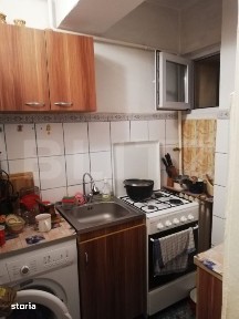 Garsoniera cu balcon inchis, 23 mp, zona Zimbru