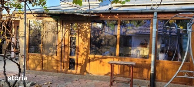 Vand casa de locuit
