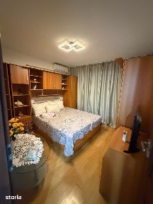 Apartament 3 camere decomandat-Zona Steaua-Shopping City-Mobilat