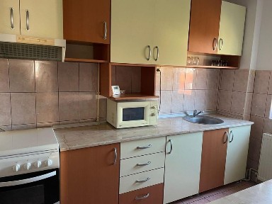 Apartament zona Vlaicu spatios 2 camere decomandate, centra proprie