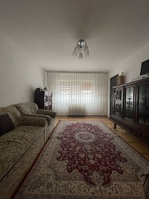 Vand apartament cu 2 camere - zona centrala, Magazin Ialomita