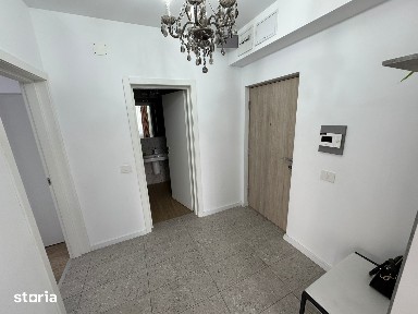 Apartament de vanzare cu 2 camere in Prima Universitatii