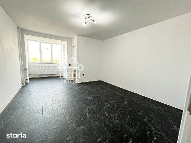 Apartament 1 camere de vânzare in zona Rogerius, Oradea