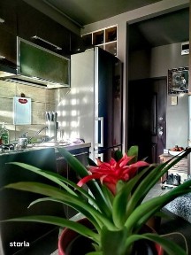 vand apartament cu 2 camere