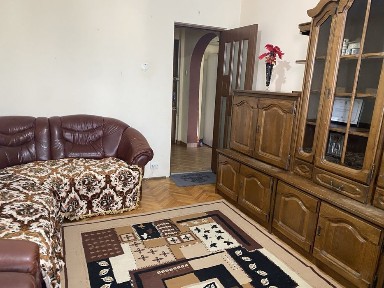Inchiriez apartament,2 camere,Aleea Trandafirilor