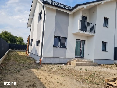 Casa 4 camere 2 bai terasa acoperita si teren 334 mp in Sura Mare